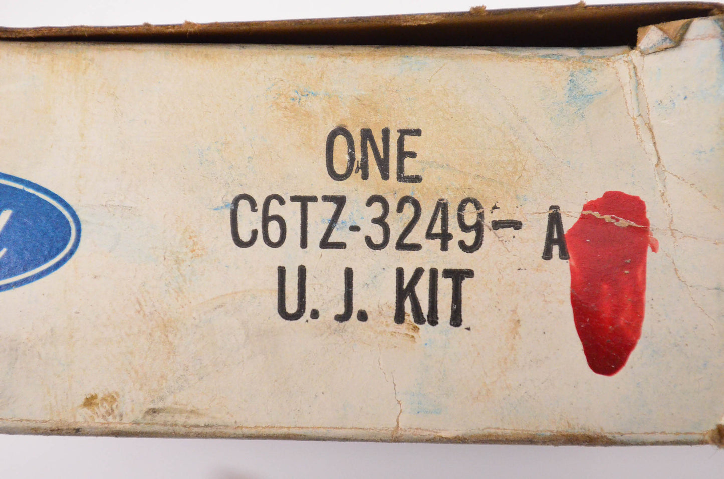 New OEM Ford E9DZ6A548A Bolt NOS