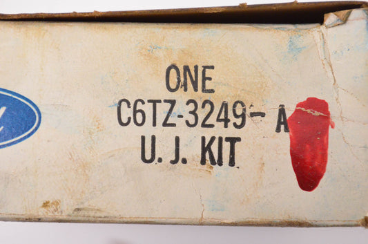 New OEM Ford E9DZ6A548A Bolt NOS