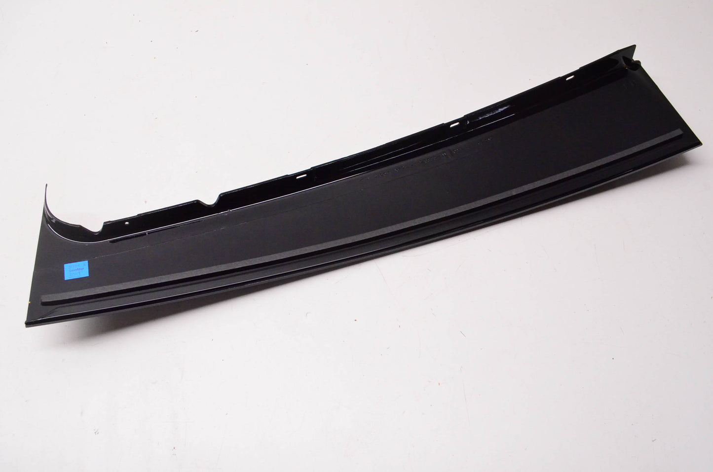 New OEM Ford XF2Z1620555BAA Left Window Molding NOS