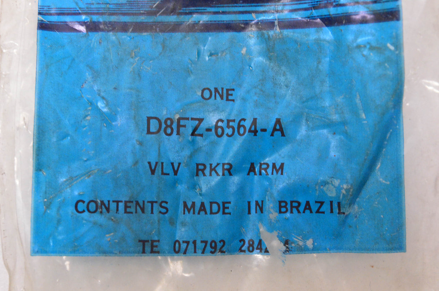 New OEM Ford D8FZ6564A Cylinder Rocker Arm NOS