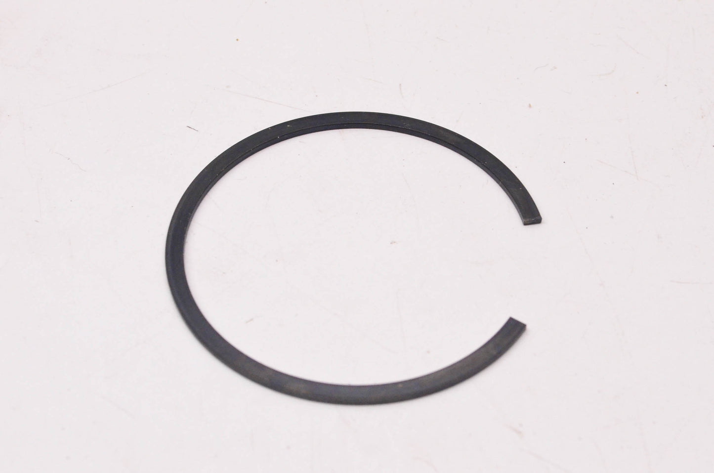New OEM Ford F1FP7G342AA Clutch Snap Ring NOS