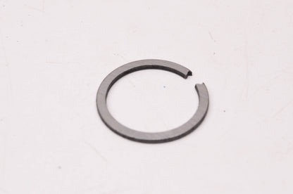 New OEM Ford E8TZ7030F Snap Ring NOS