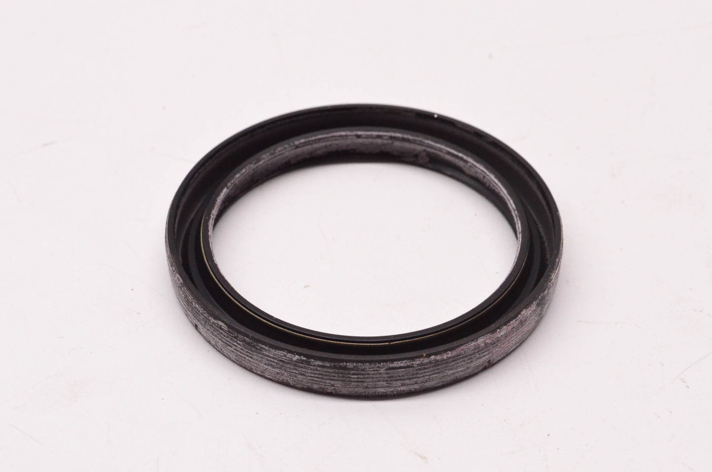 New OEM Ford D7RZ6701A Crankshaft Main Seal NOS