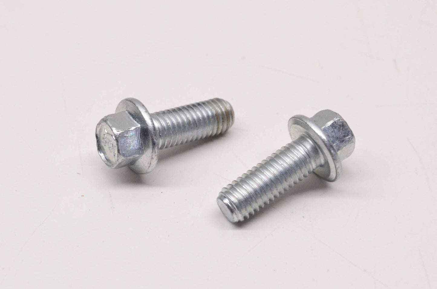 New OEM Ford W790208S900, 5112241 Bolt Qty 2 NOS