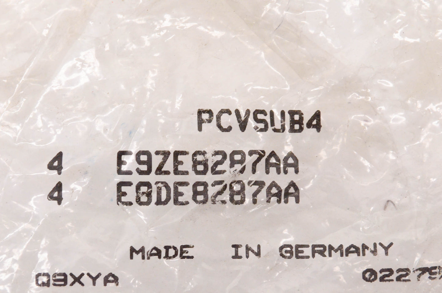 New OEM Ford PCVSUB4, E9ZE8287AA, E8DE8287AA Hose Clamp Kit NOS