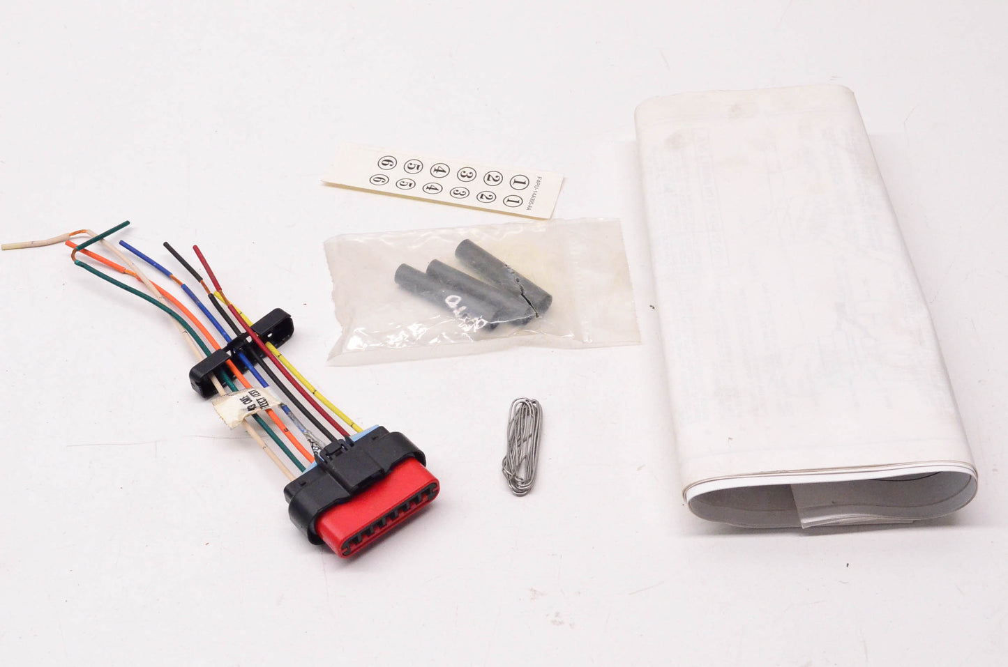 New OEM Ford WT-5691, F4PZ14A411B Windshield Wiper Wiring Harness NOS