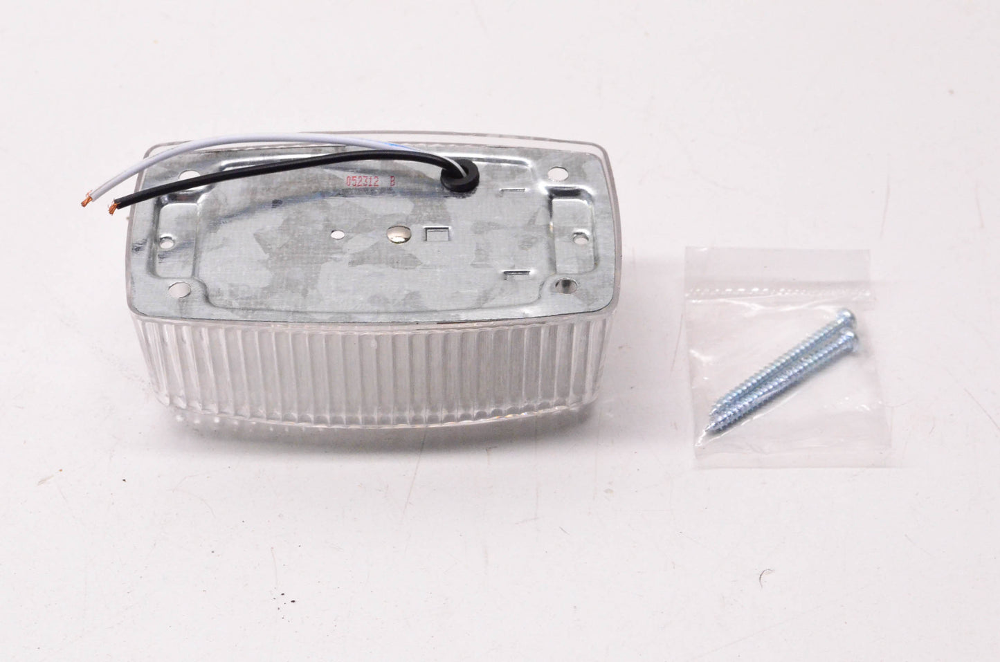 Grote 61491-5 Dome Lamp W/ Switch NOS