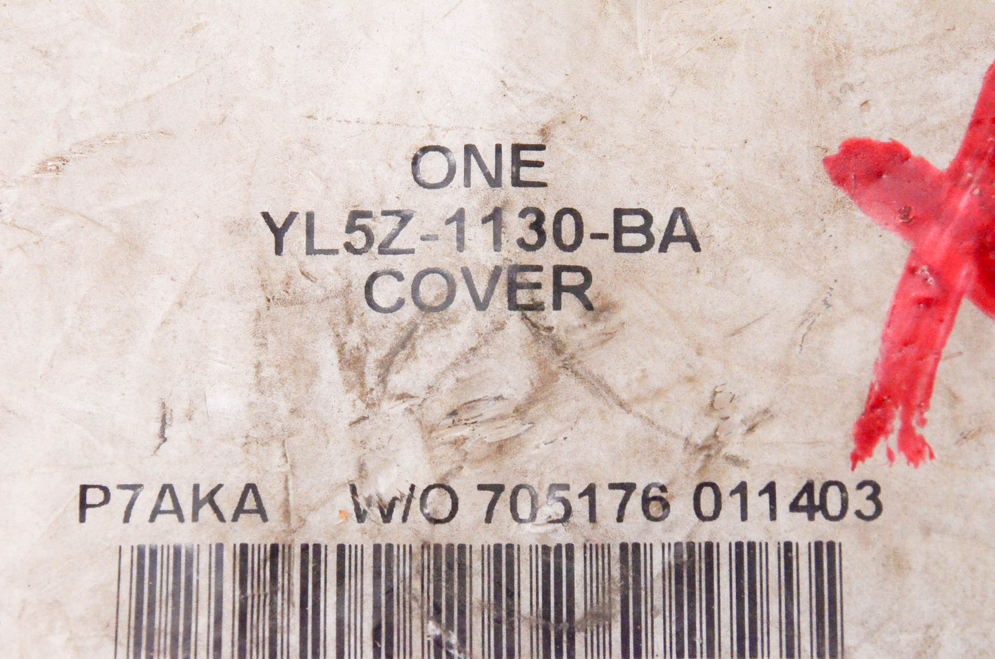 New OEM Ford YL5Z1130BA Wheel Hub Cover NOS