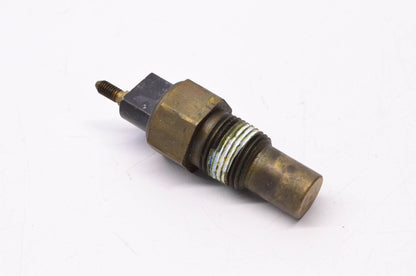New OEM Ford SW-983, D1FZ10884A Temperature Sending Switch NOS