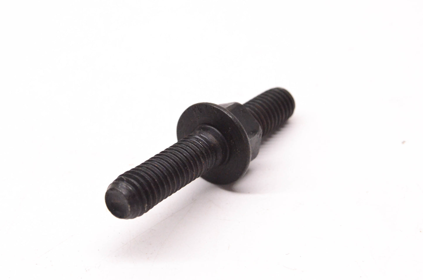 New OEM Ford 390528S100 Stud NOS