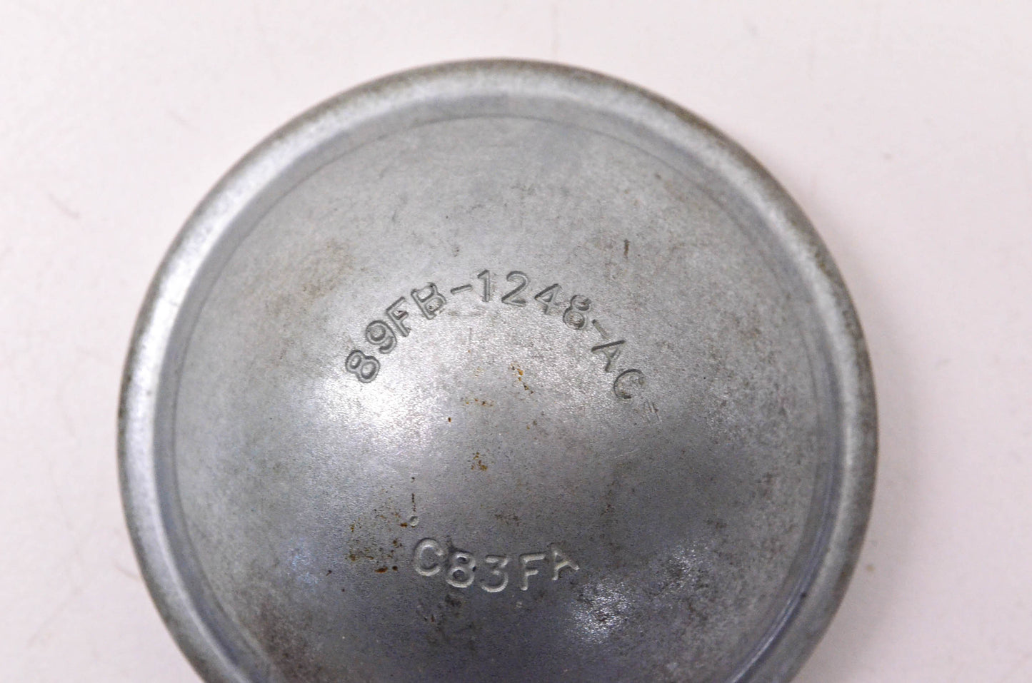 New OEM Ford 89FB-1248-AC Wheel Bearing Dust Cap NOS