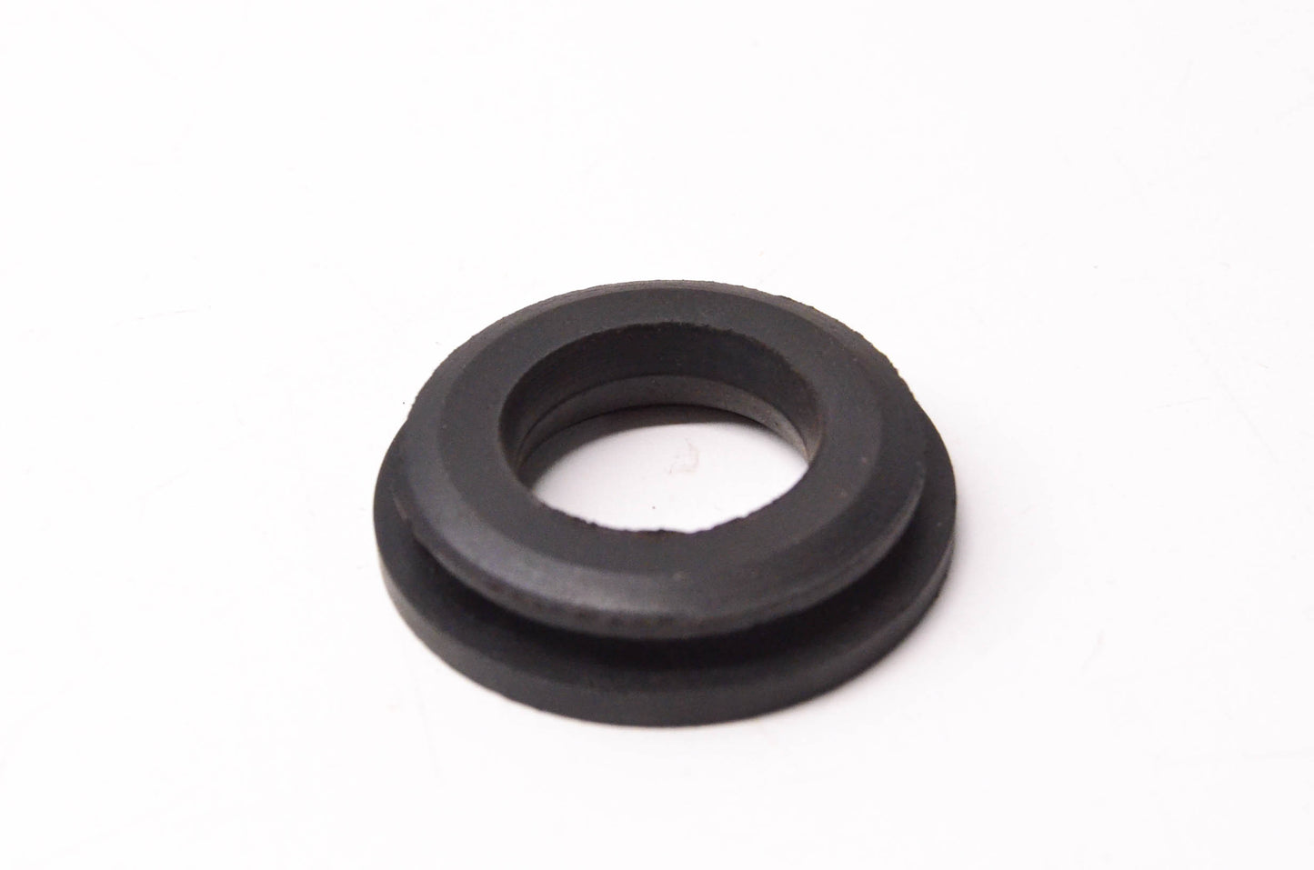 New OEM Ford F6TC-9B076-AA, F6TC9B076AA Grommet NOS