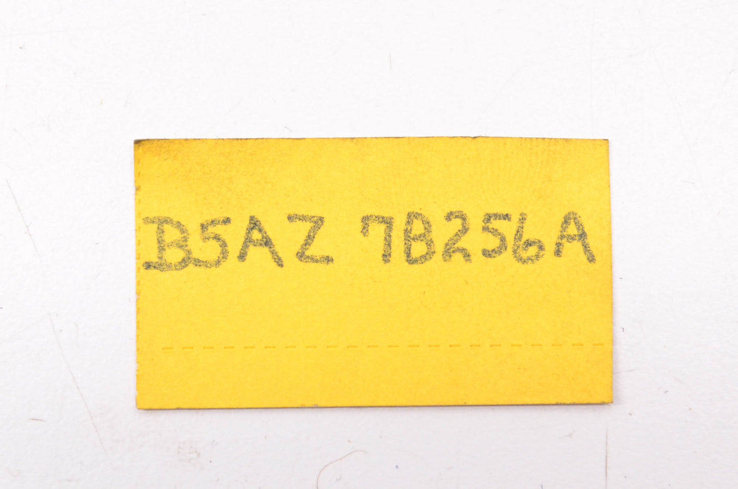New OEM Ford B5AZ-7B256-A Output Shaft Bushing NOS