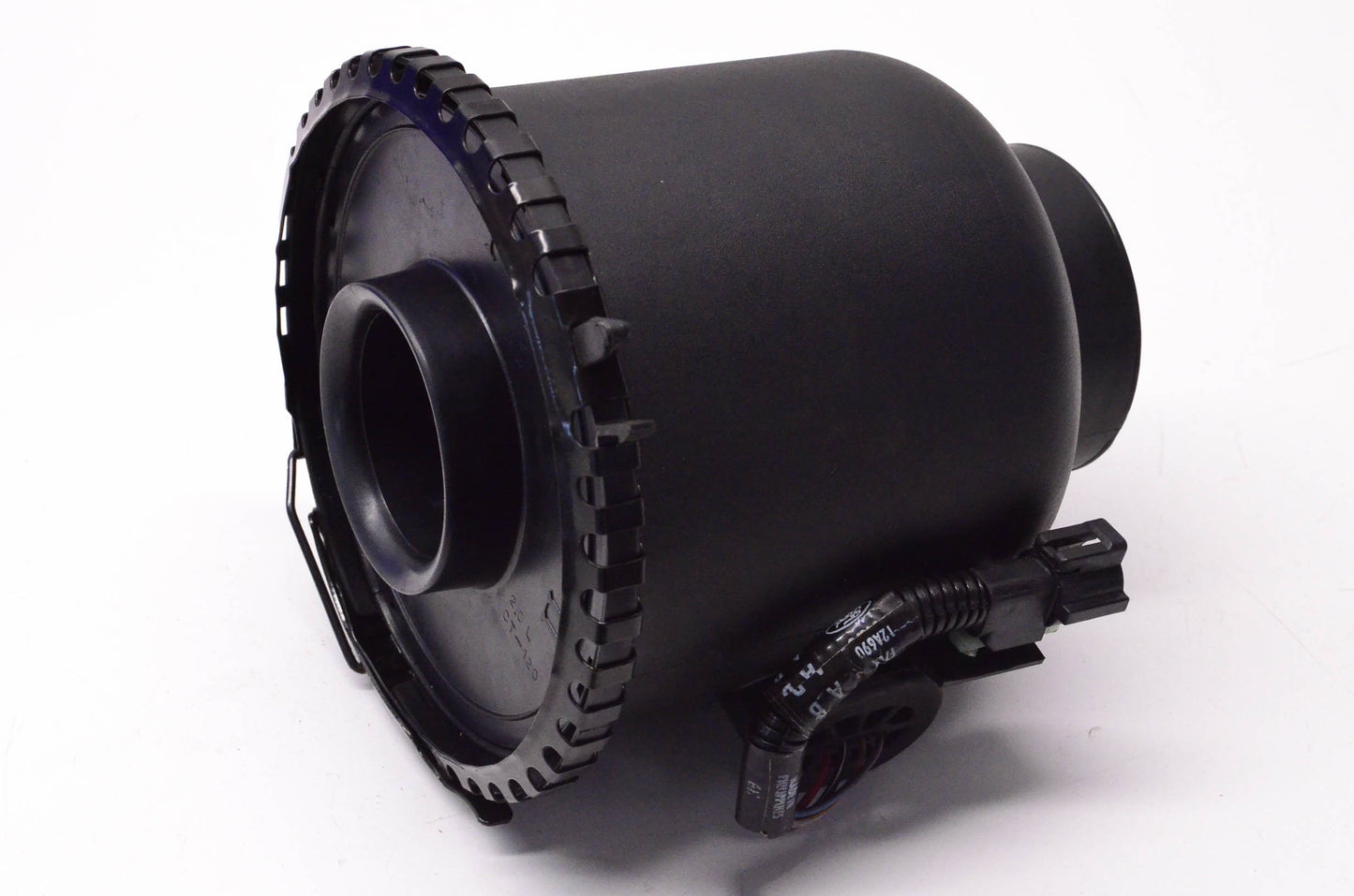 New OEM Ford Air Intake Cleaner Assembly W/ MAF Sensor NOS