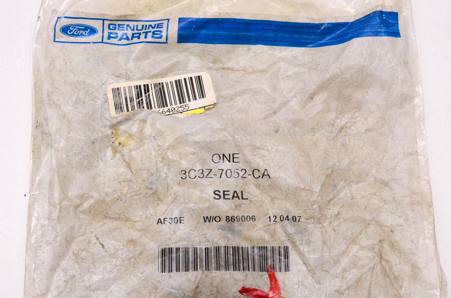 New OEM Ford 3C3Z-7052-CA Transmission Extension Housing Seal NOS