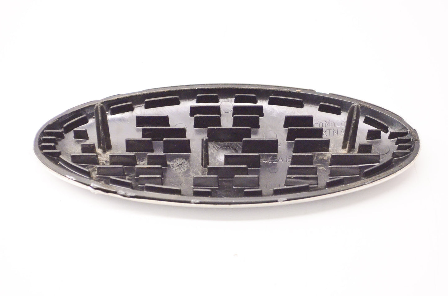 New OEM Ford T43402A16AA Oval Ford Logo NOS