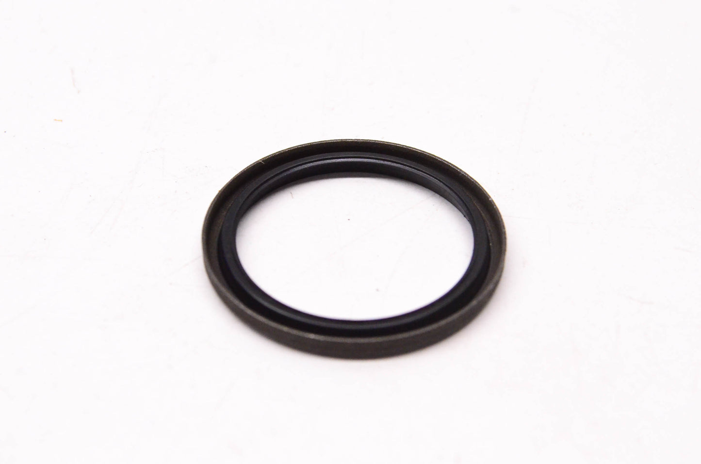 New OEM Ford E3TZ-3B470-B Spindle Hub Seal NOS