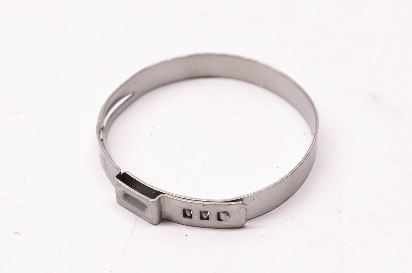 New OEM Ford E3TZ-3B478-C Clamp NOS