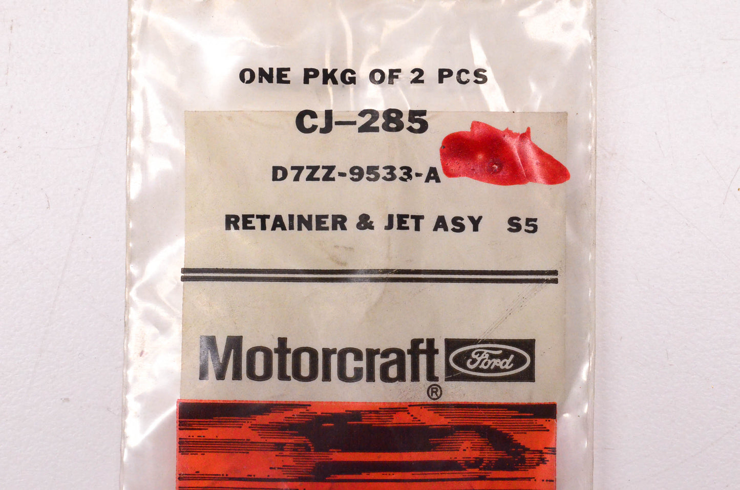 New OEM Ford CJ-285, D7ZZ-9533-A Retainer & Jet Qty 2 NOS