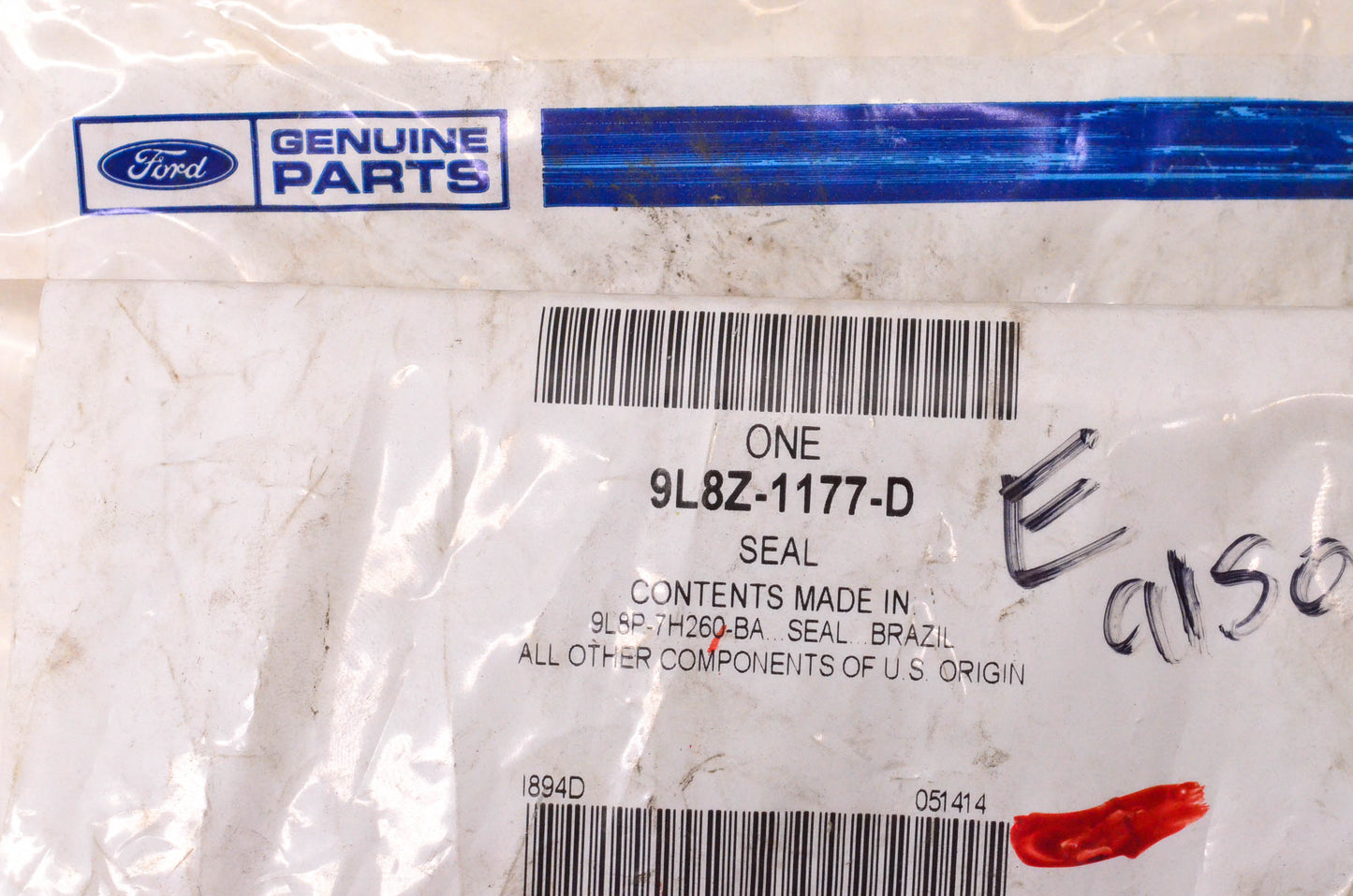 New OEM Ford 9L8Z-1177-D, 9L8Z-1177-E Output Shaft Seal NOS