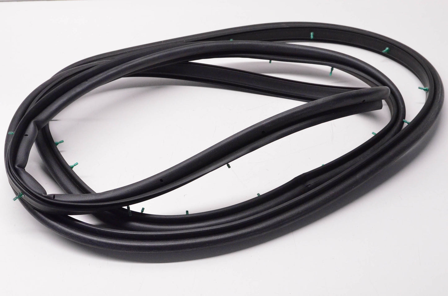 New OEM Ford F75Z-7820531-AB Weatherstrip Kit NOS
