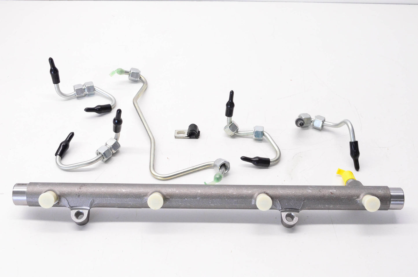 New OEM Ford 8C3Z-9T287-BA Ford F-250 F-350 F-450 F-550 Fuel Manifold Kit NOS