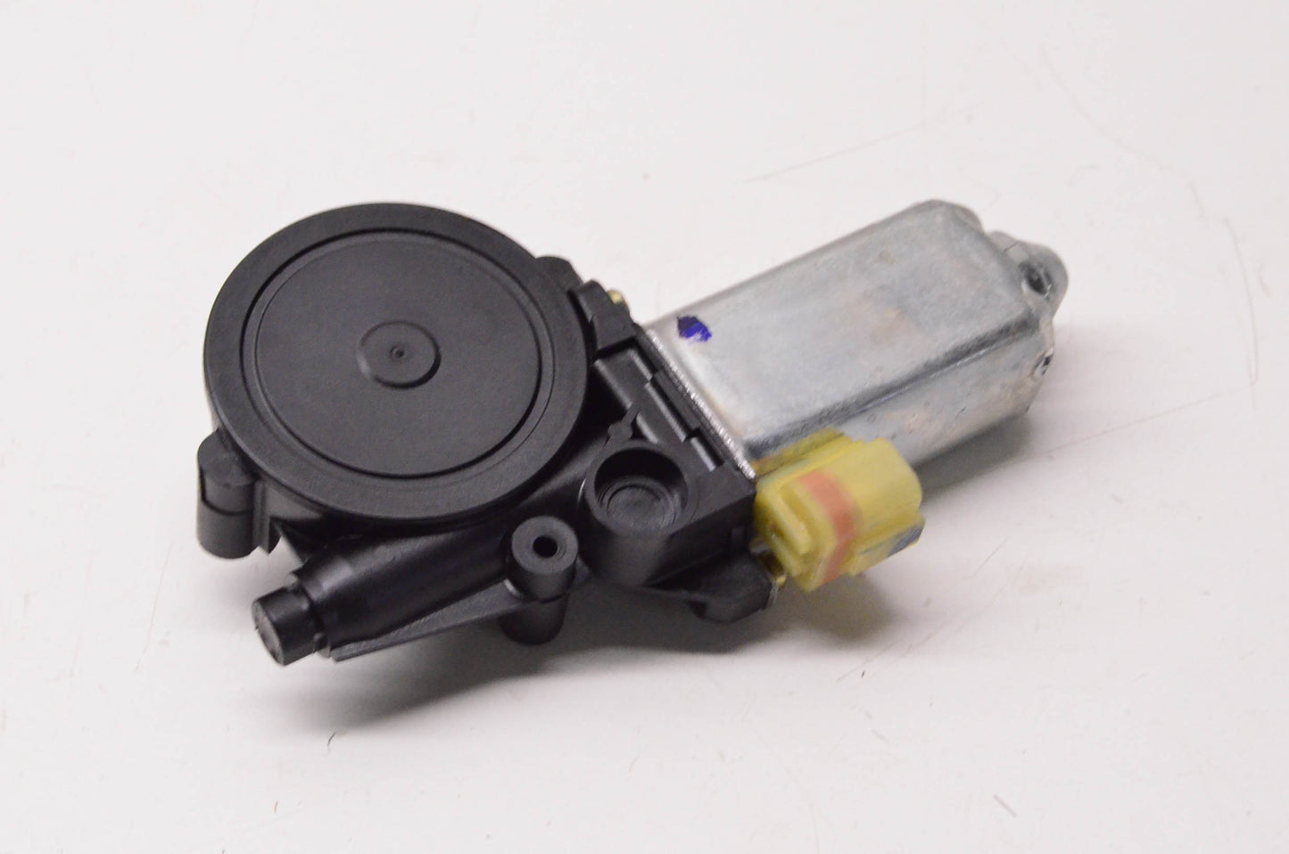 New OEM Ford 1999 Ford F-250 F-350 F-450 F-550 Window Regulator Motor NOS