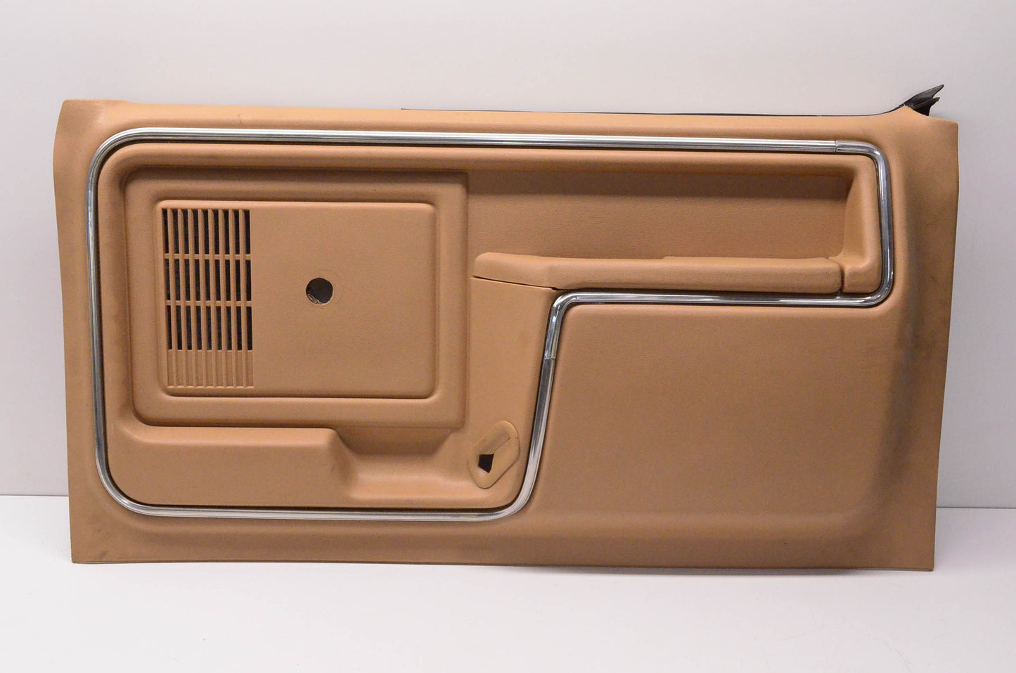 New OEM Ford E3TZ-1023942-B7U 1984-1985 Ford Door Inside Panel NOS