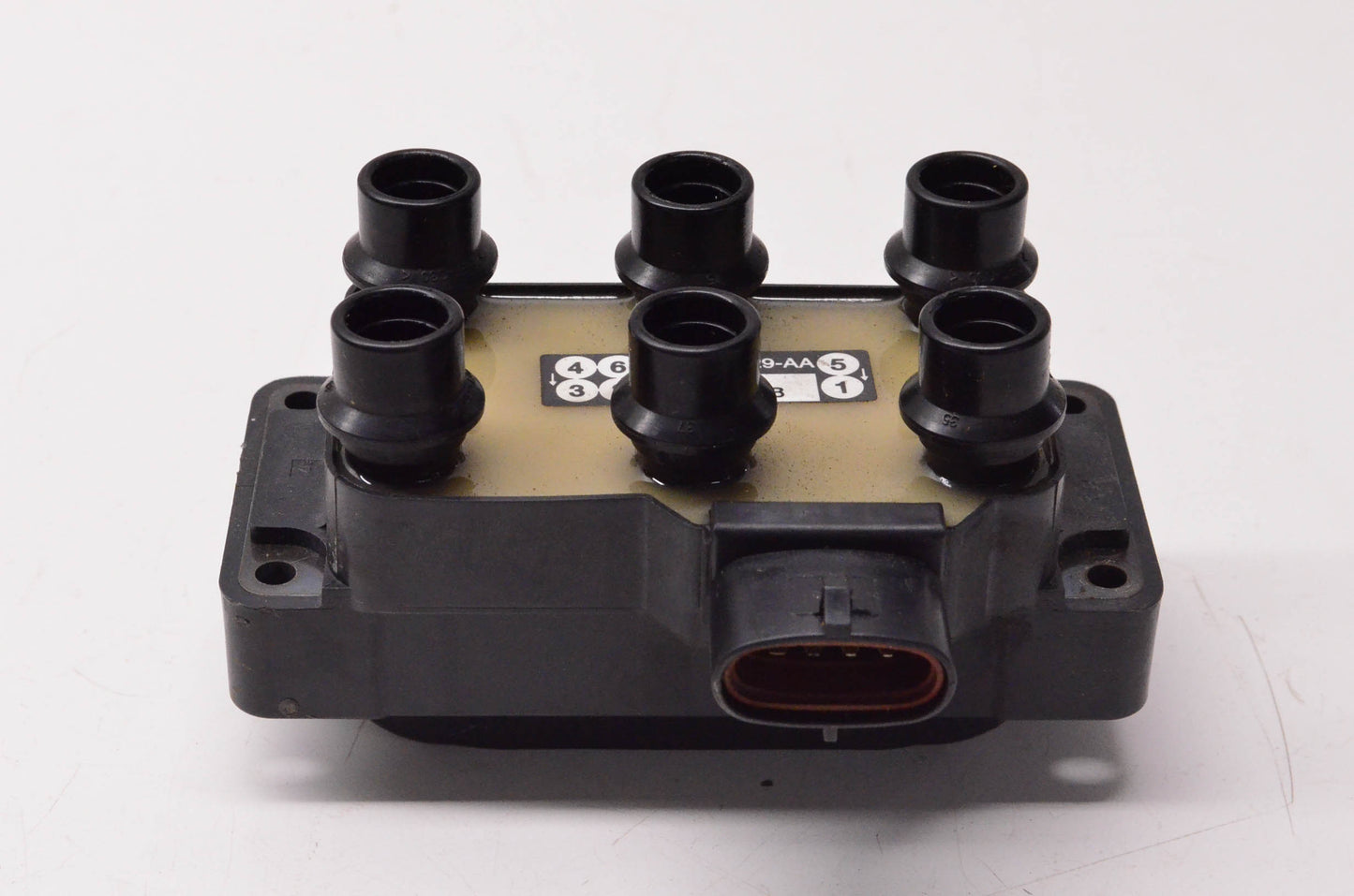 New OEM Ford DG-459, F57Z-12029-A Ignition Coil NOS