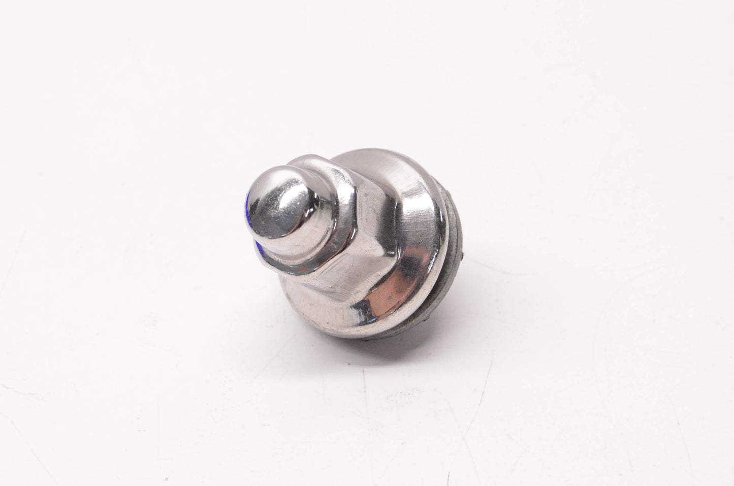 New OEM Ford XW4Z-1012-BA, 3WYZ-1012-AA 2000-2006 Lincoln LS Lug Nut NOS