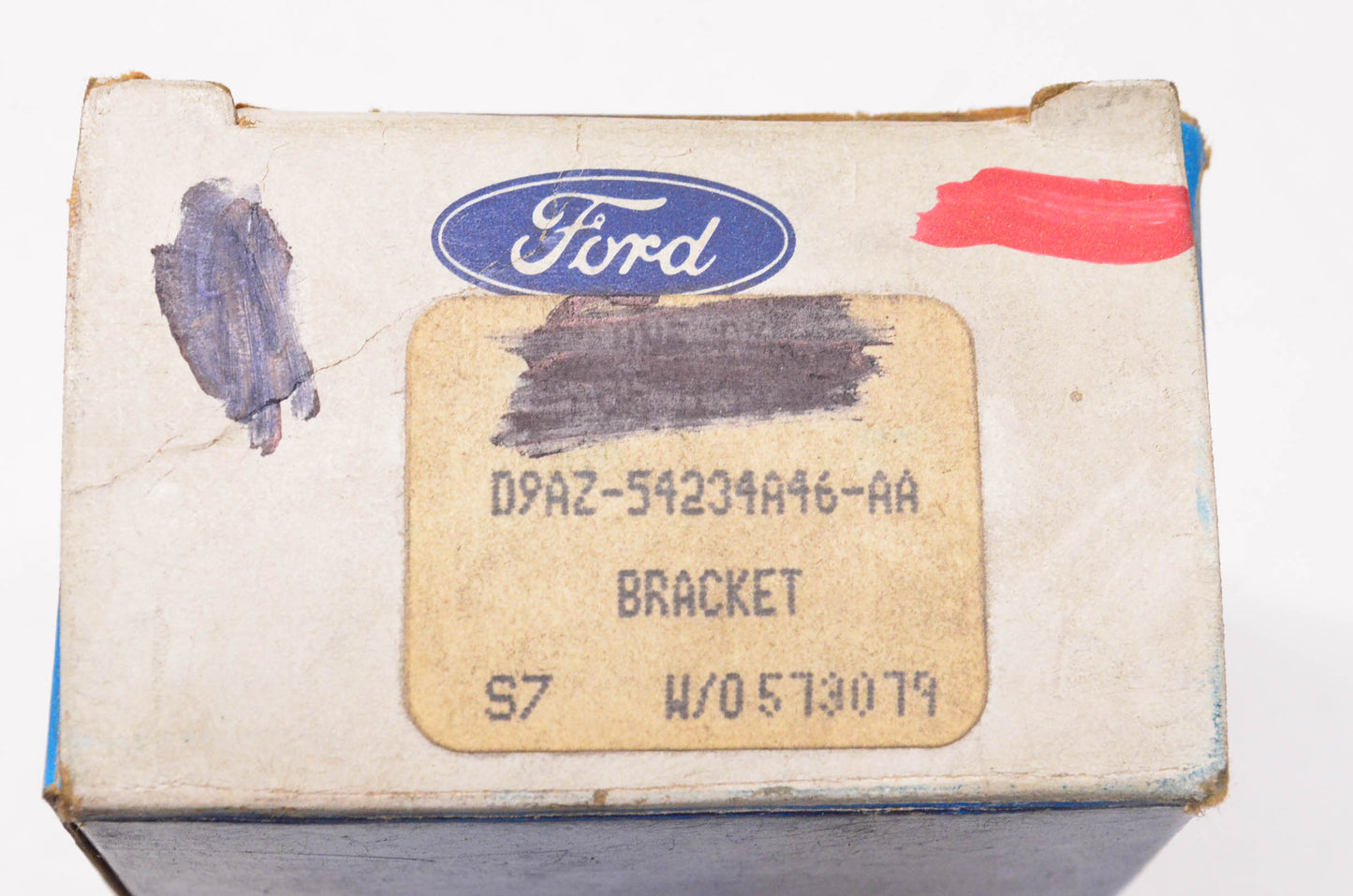 New OEM Ford 06-11 Ford Crown Vic. Grand Marquis Front Door Glass Retainer NOS