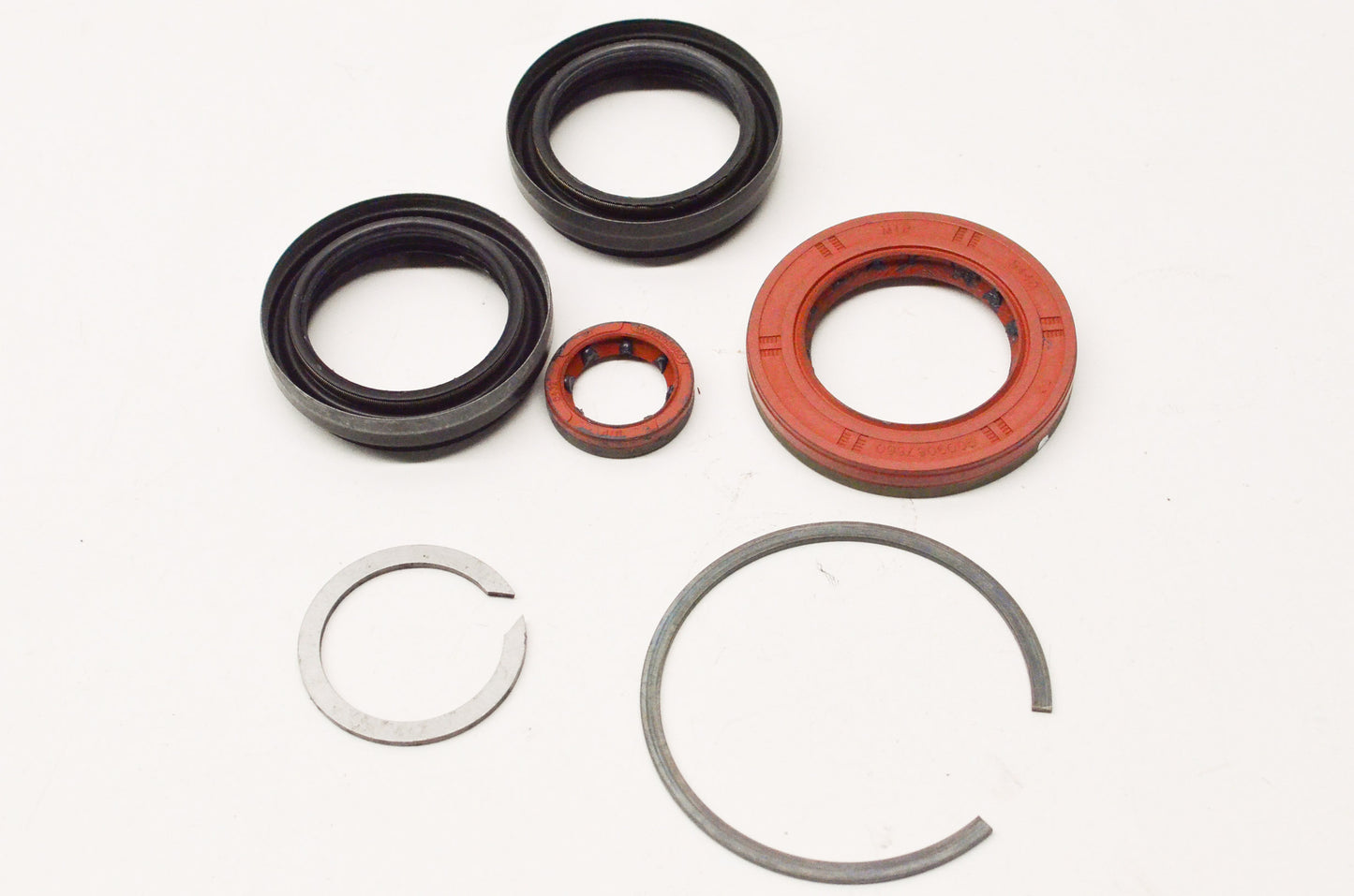 New OEM Ford EV6Z7052CSUB1 Seal Kit NOS