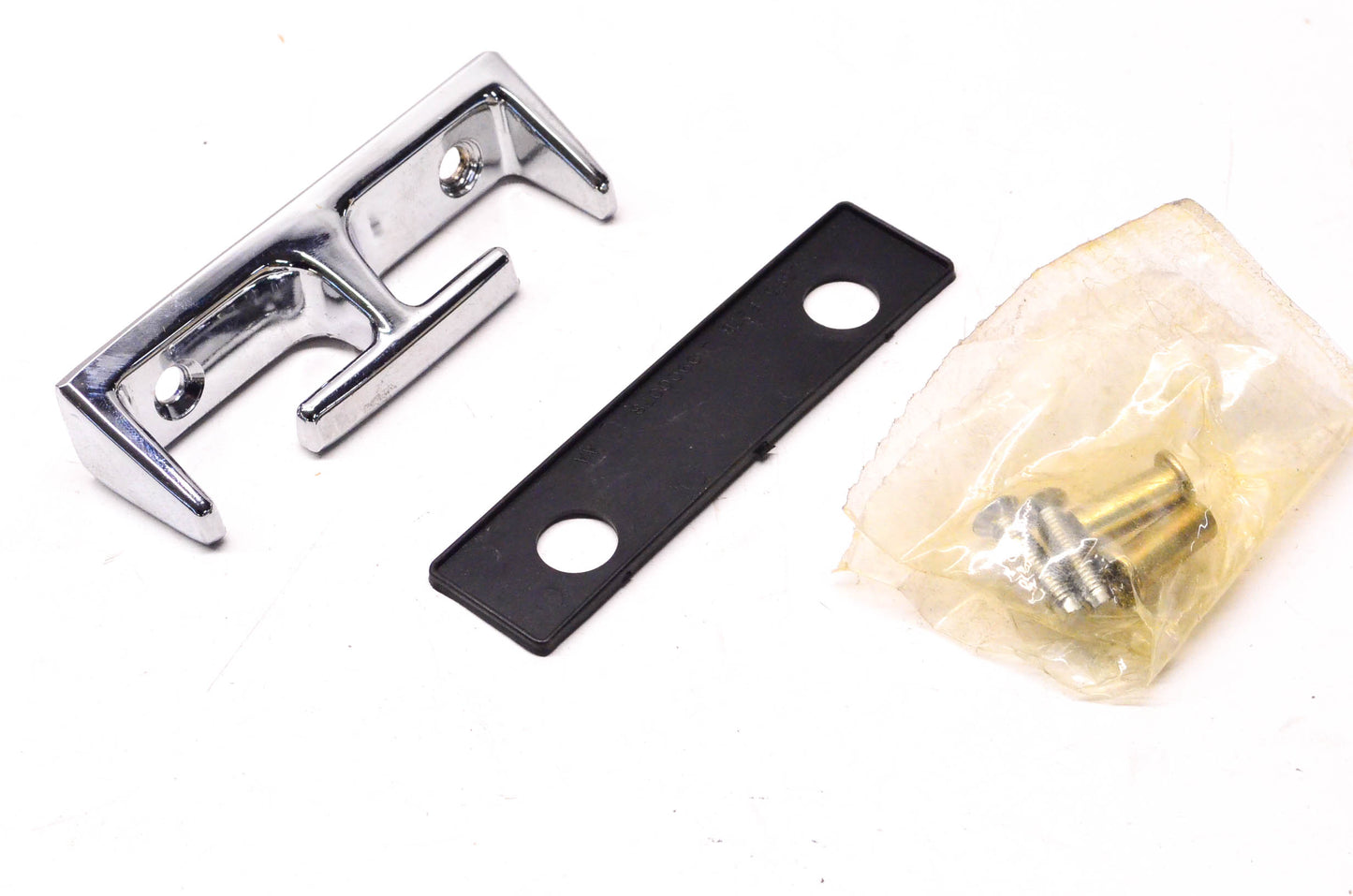 New OEM Ford E5TZ-9900064-A 1985-1992 Ford Ranger Truck Tie Down Kit NOS
