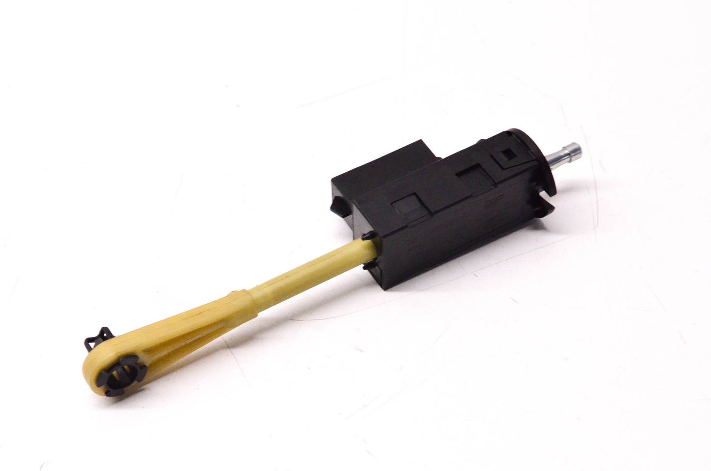 New OEM Ford SW-6028, 1L3Z-11A152-AA, 3L3Z-11A152-AA Ford Clutch Switch NOS