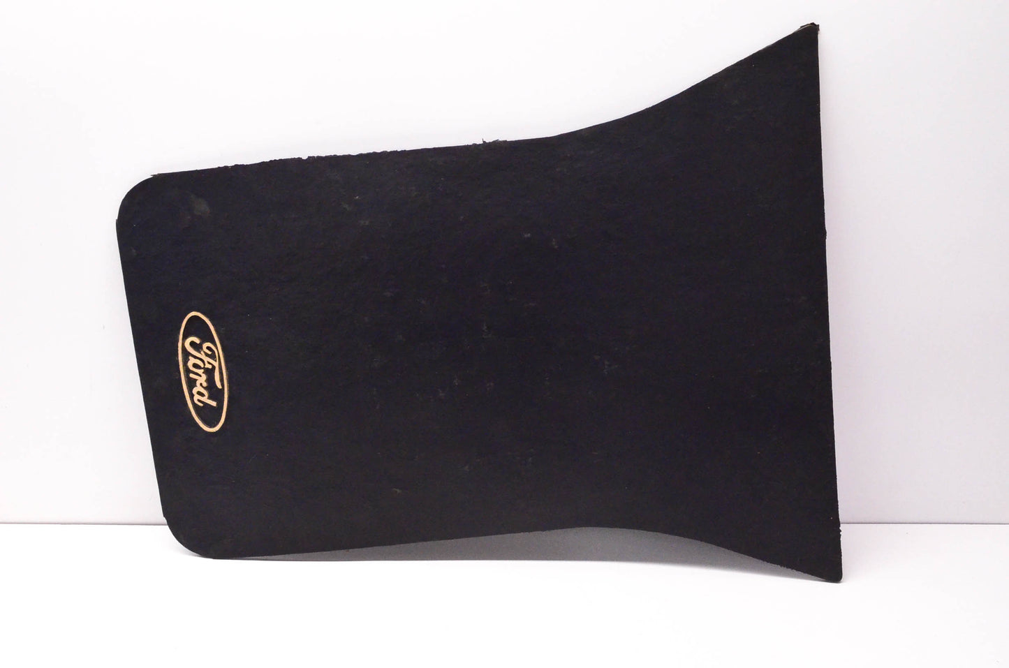 New OEM Ford D2TZ-16A550-A Wheel Splash Guard Mud Flap NOS