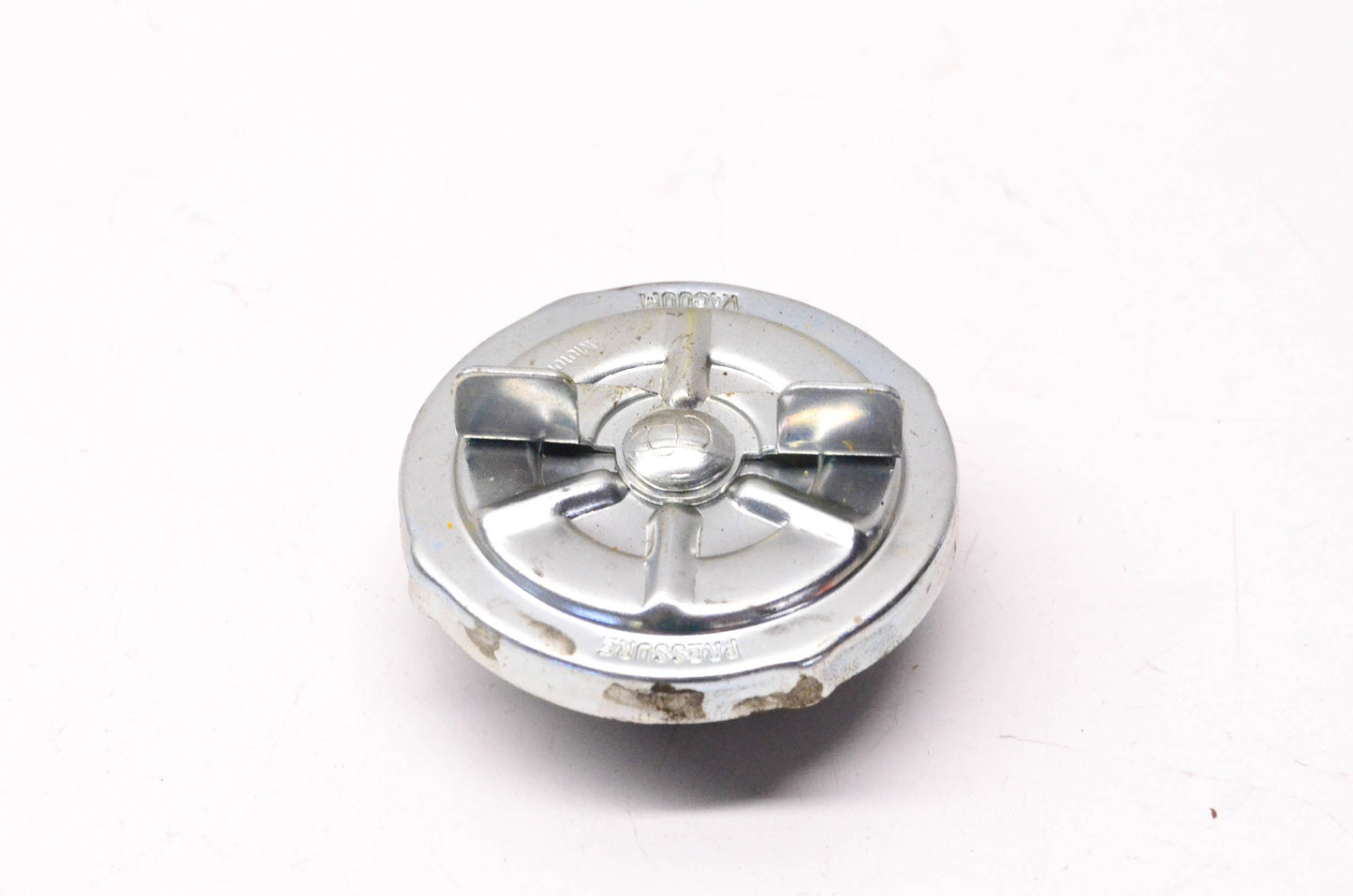 New OEM Ford 1970-1989 Ford Mustang Thunderbird Pinto Torino Fuel Cap NOS