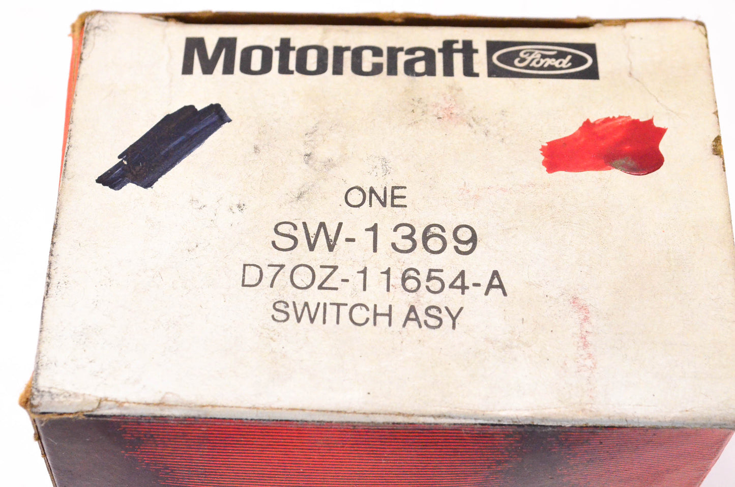 New OEM Ford SW-1369, D7OZ-11654-A 1975-1979 Ford Headlight Switch Assembly NOS