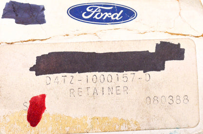 New OEM Ford D4TZ-1000157-D 1973-1979 Ford Pickup Body Bolt Retainer NOS