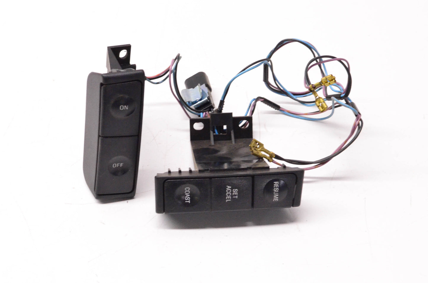 New OEM Ford F4TZ-9C888-B 1994-1997 F-Series Cruise Control Switch Assembly NOS