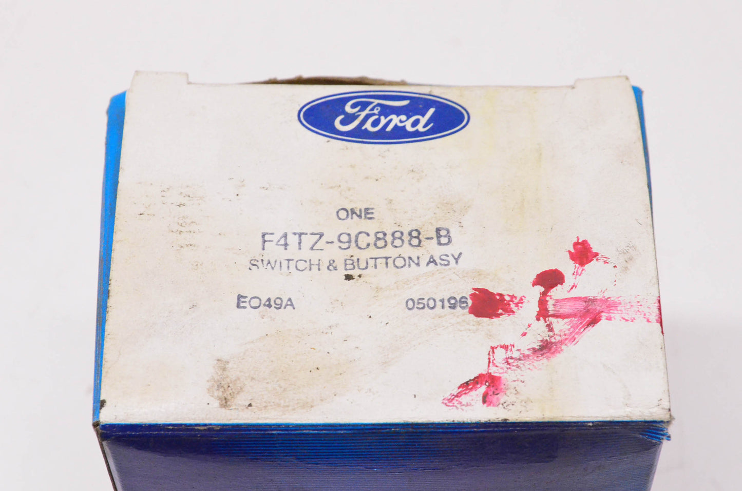 New OEM Ford F4TZ-9C888-B 1994-1997 F-Series Cruise Control Switch Assembly NOS