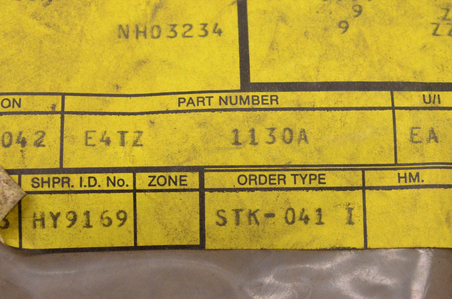 New OEM Ford E4TZ-1130-A 1978-1984 F-250 F-350 Hub Cap NOS