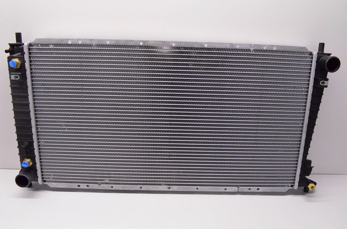 New OEM Ford F75Z-8005-GA 1997-2004 F-150/F-150 Super Duty 5.4L Radiator NOS