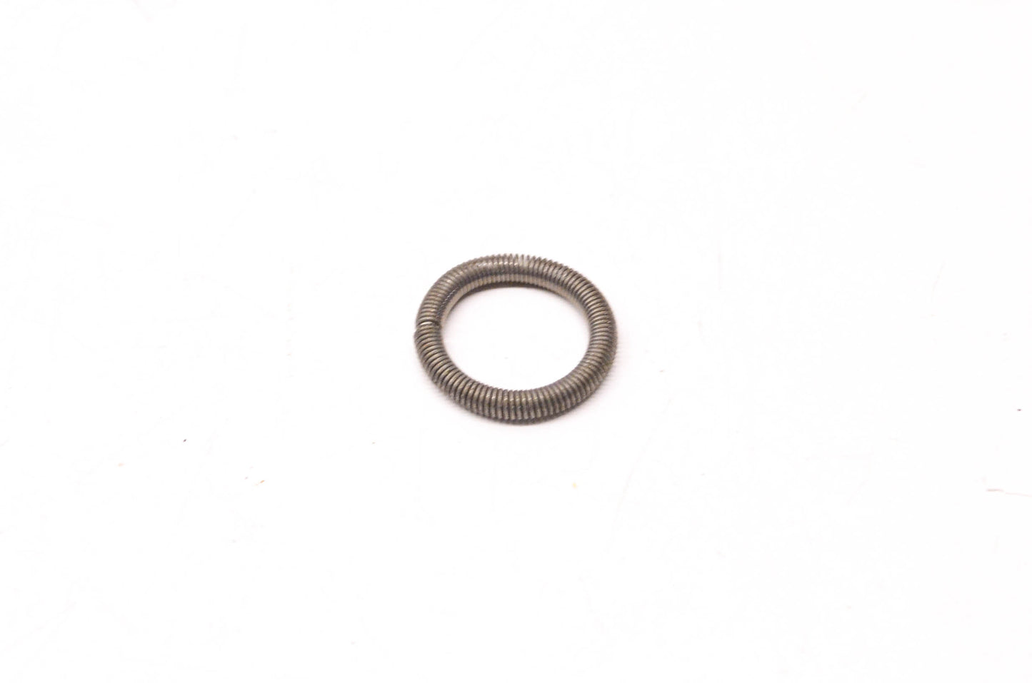 New OEM Ford E1ZZ-19E576-B OEM A/C Tube Lock Spring NOS