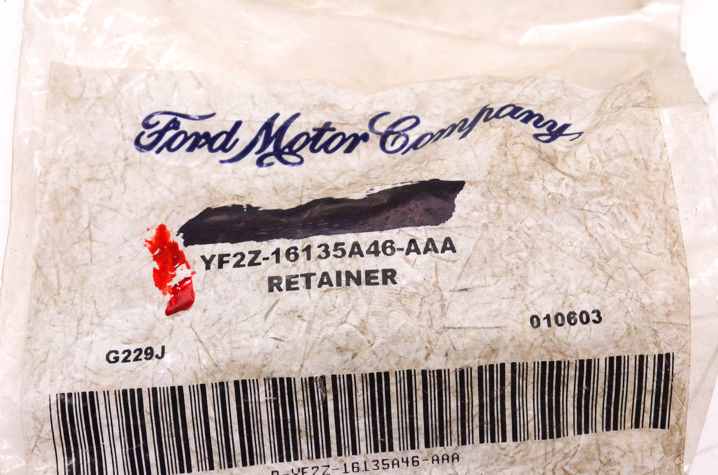 New OEM Ford YF2Z-16135A46-AAA Windstar Retainer NOS