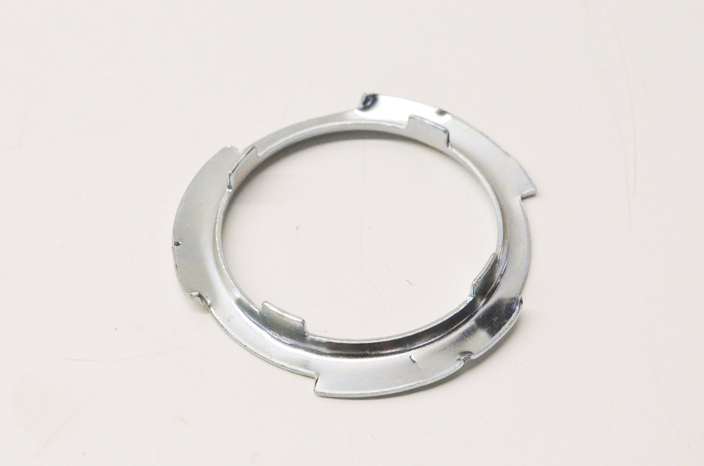 New OEM Ford C0AZ9A307B Locking Ring NOS