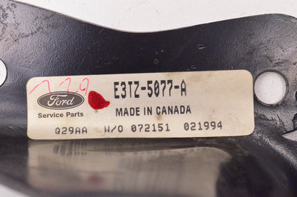 New OEM Ford E3TZ-5077-A OEM Frame to Body Mounting Bracket NOS