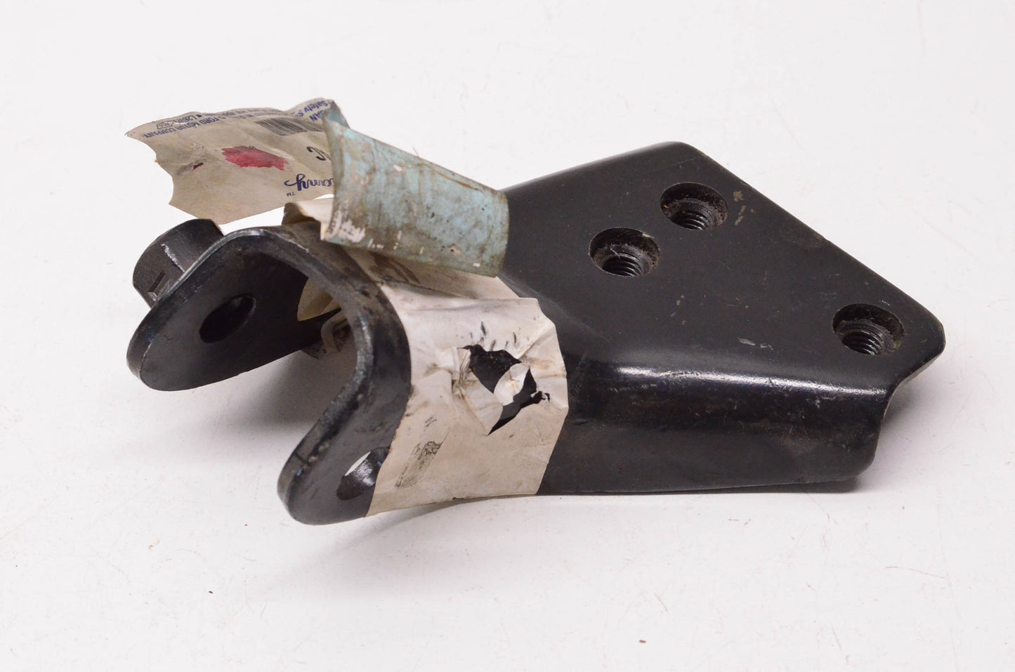 New OEM Ford F57Z-18A035-AC 1995-2000 Explorer Shock Bracket NOS