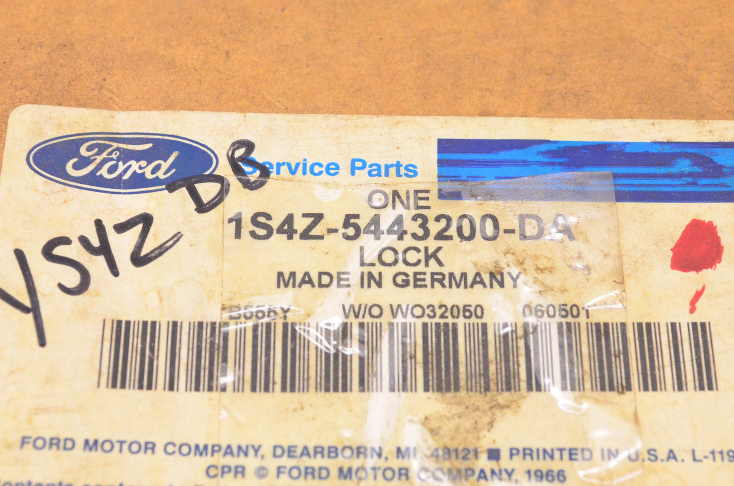 New OEM Ford 1S4Z-5443200-DA, YS4Z-5443200-DB Focus Trunk Latch NOS