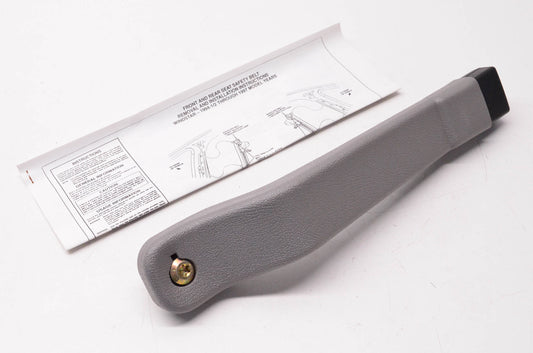 New OEM Ford 1F2Z-1661202-AAB 2001 Windstar Seat Belt Receiver NOS