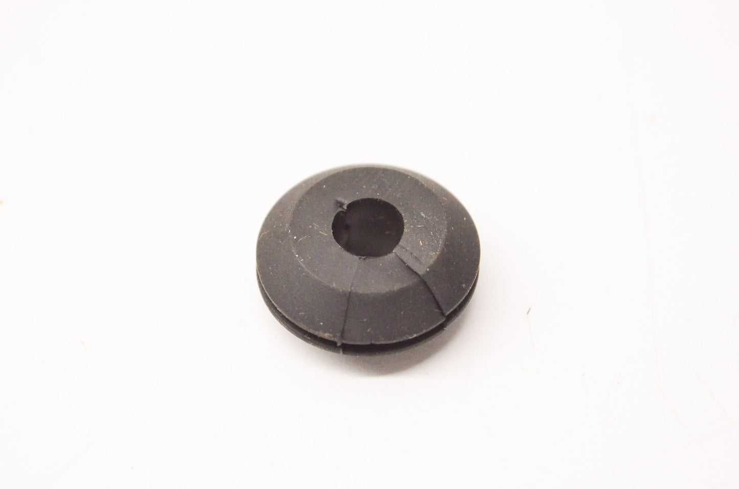 New OEM Ford F5RZ16828B Grommet NOS